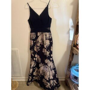 Escape Mermaid Style Formal Dress